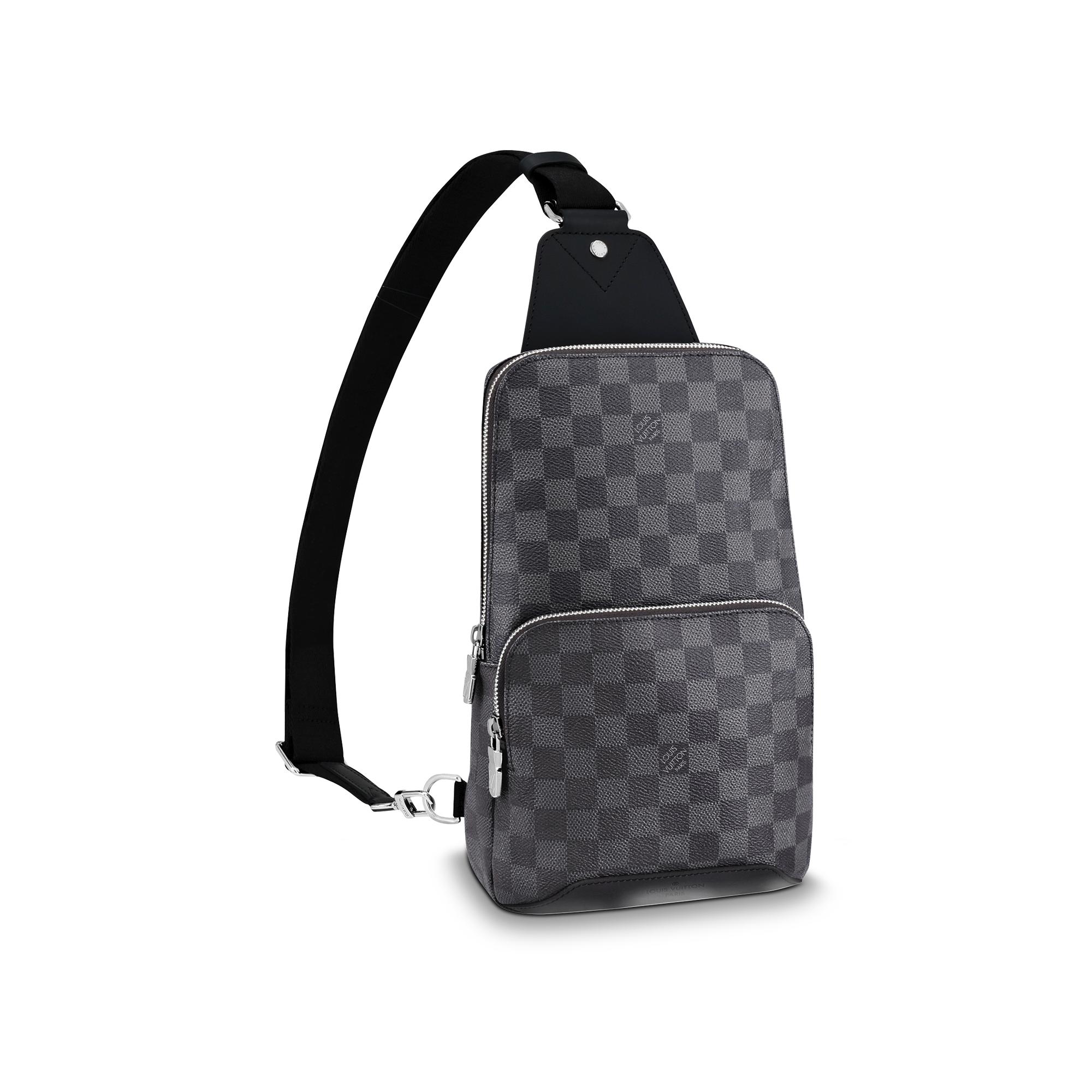 vans realm backpack checkerboard
