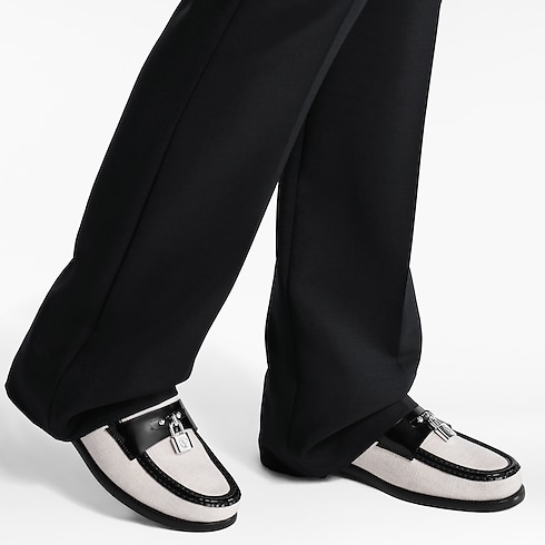 Chess 平底便鞋 in 女士's 鞋履系列 便鞋和平底鞋 collections by Louis Vuitton (產品縮放)