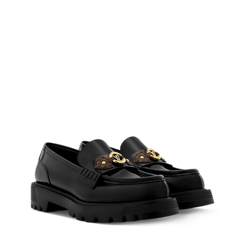 District 平底便鞋 in 女士's 鞋履系列 便鞋和平底鞋 collections by Louis Vuitton (產品縮放)