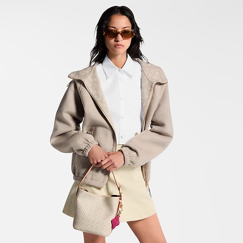 All In BB 時尚皮革 in 女士's 時尚包款 女生包包總覽 collections by Louis Vuitton (產品縮放)