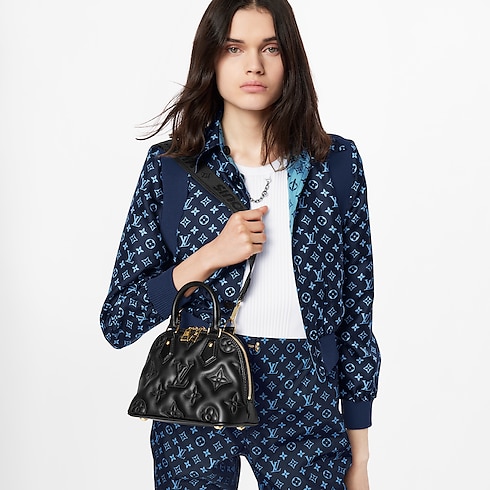 Alma BB Bubblegram 皮革 in 女士's 時尚包款 女生包包總覽 collections by Louis Vuitton (產品縮放)