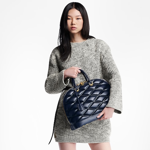 Alma GM Malletage 皮革 in 女士's 時尚包款 所有系列 collections by Louis Vuitton (產品縮放)