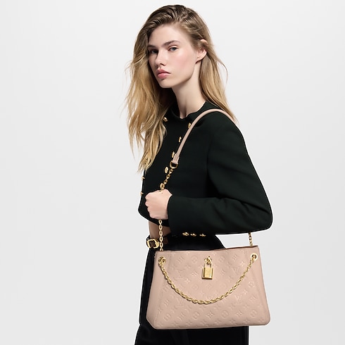 Anytime PM Monogram Empreinte 皮革 in 女士's 時尚包款 女生包包總覽 collections by Louis Vuitton (產品縮放)