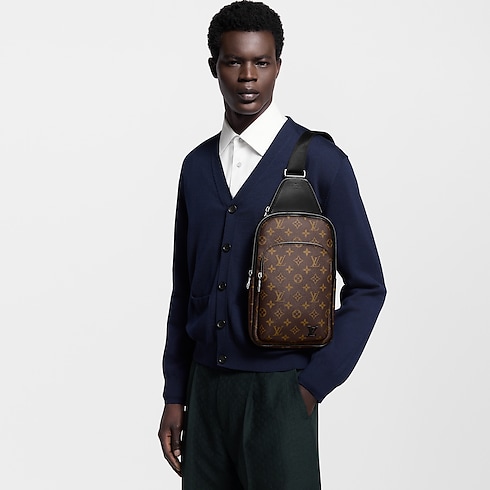 Avenue NM 斜後背包 Monogram Macassar in 男士's 皮件系列 All Collections collections by Louis Vuitton (產品縮放)