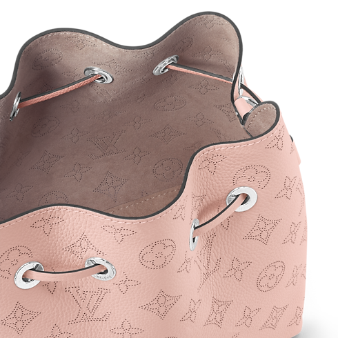 Bella Mahina 皮革 in 時尚包包及小型皮件's 女士時尚包包 全新系列 collections by Louis Vuitton (產品縮放)