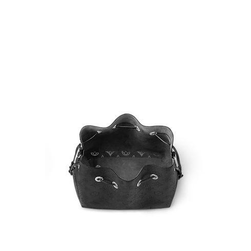 Bella Mahina 皮革 in 時尚包包及小型皮件's 女士時尚包包 全新系列 collections by Louis Vuitton (產品縮放)