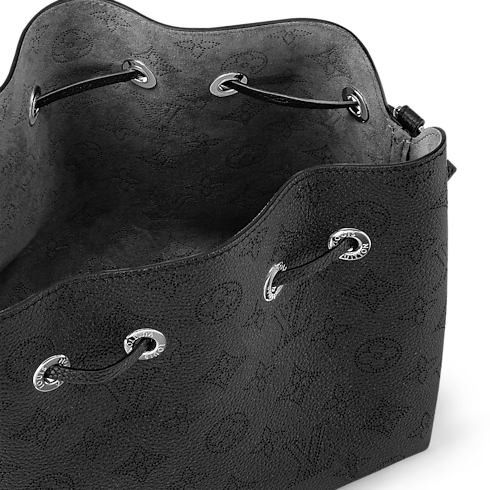 Bella Mahina 皮革 in 時尚包包及小型皮件's 女士時尚包包 全新系列 collections by Louis Vuitton (產品縮放)