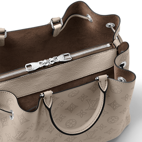 Bella Tote Mahina 皮革 in 時尚包包及小型皮件's 女士時尚包包 全新系列 collections by Louis Vuitton (產品縮放)