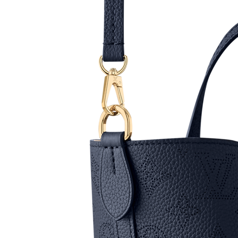 Blossom PM Mahina 皮革 in 時尚包包及小型皮件's 女士時尚包包 全新系列 collections by Louis Vuitton (產品縮放)