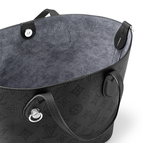 Blossom PM Mahina 皮革 in 時尚包包及小型皮件's 女士時尚包包 全新系列 collections by Louis Vuitton (產品縮放)