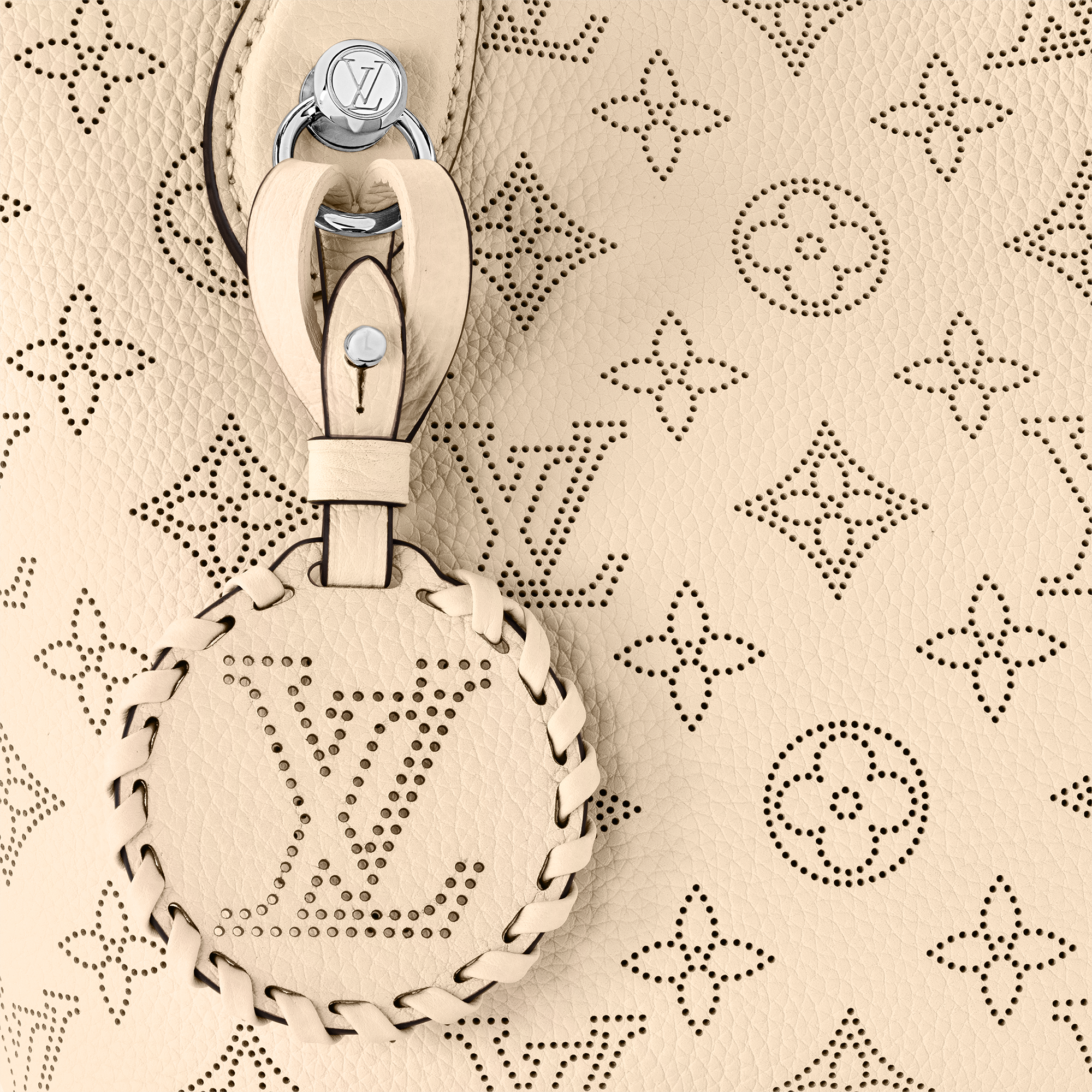 Blossom PM Mahina 皮革 in 時尚包包及小型皮件