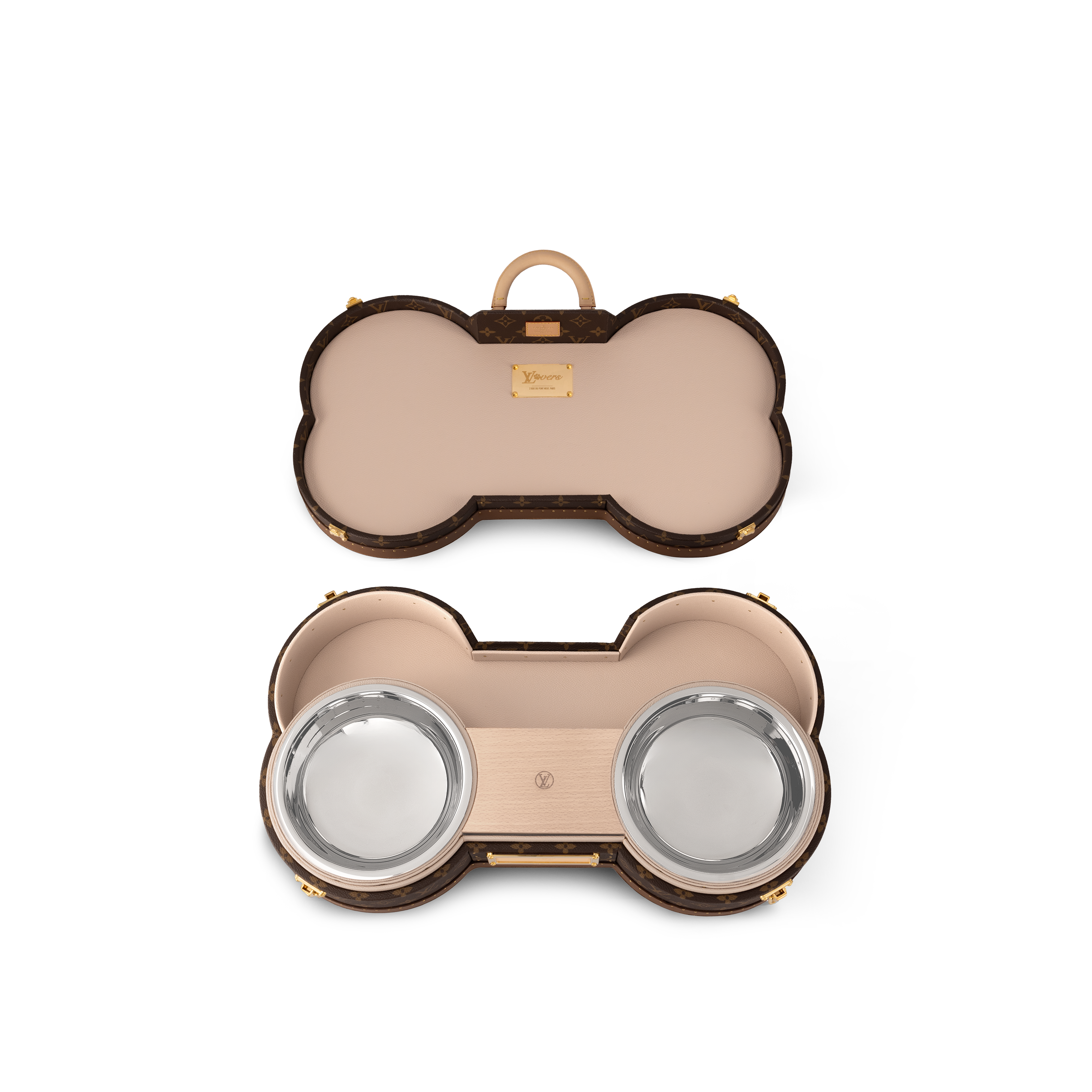 Bone Trunk Monogram Other 帆布 in 行李箱、旅行用品及家居精品