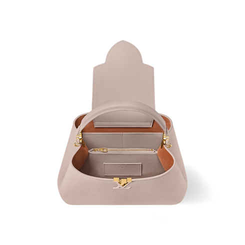 Capucines MM Souple Capucines in 女士's 時尚包款 Capucines collections by Louis Vuitton (產品縮放)