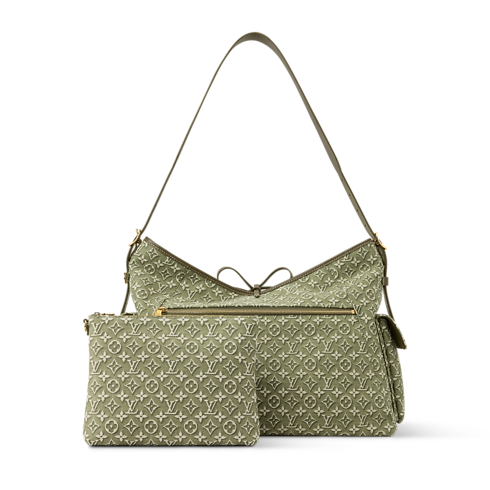 CarryAll Travel 其他 Monogram 帆布 in 行李箱、旅行用品及家居精品's 旅行袋及拉桿行李箱 旅行包 collections by Louis Vuitton (產品縮放)