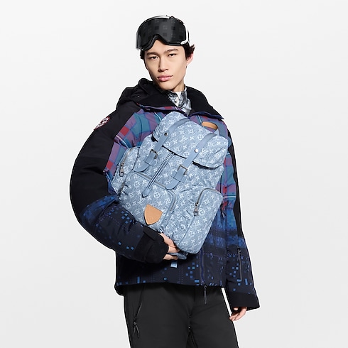 Christopher Cargo 其他 Monogram 帆布 in 時尚包包及小型皮件's 男士時尚包包 LV Icons collections by Louis Vuitton (產品縮放)