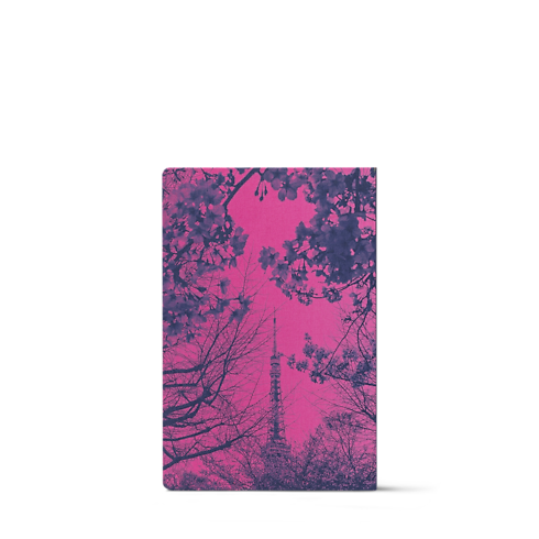 東京 City Guide in 行李箱、旅行用品及家居精品's 書庫及文具 旅遊指南 collections by Louis Vuitton (產品縮放)