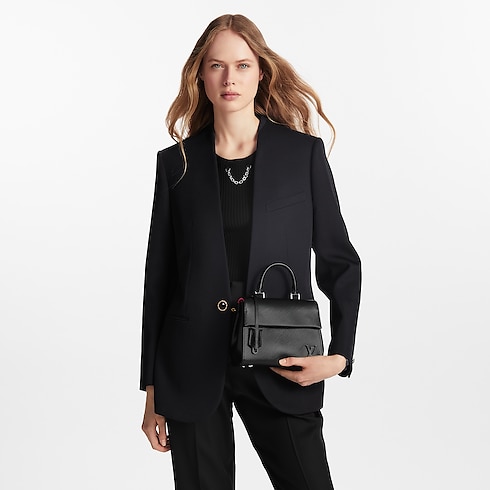 Cluny Mini Epi 皮革 in 女士's 時尚包款 女生包包總覽 collections by Louis Vuitton (產品縮放)