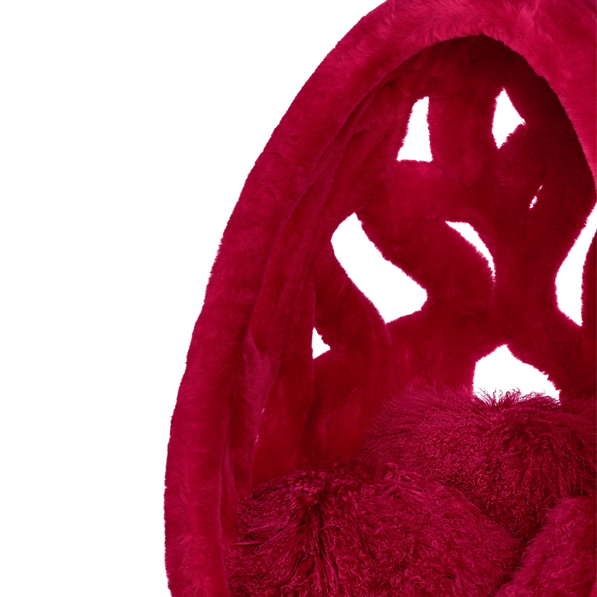 Cocoon Fur By Fernando & Humberto Campana 毛皮 in 行李箱、旅行用品及家居精品