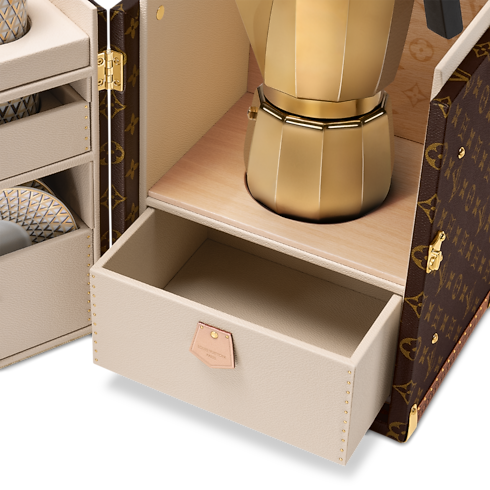 Coffee Trunk Monogram 帆布 in 行李箱、旅行用品及家居精品's 硬箱及箱盒 小型箱盒 collections by Louis Vuitton (產品縮放)