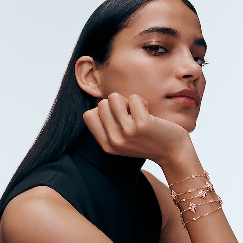 Color Blossom Star BB 長項鍊 in 珠寶系列's 按類別瀏覽 項鍊吊墜 collections by Louis Vuitton (產品縮放)