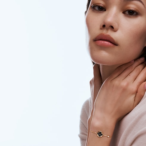 Color Blossom BB Sun 手鍊 - 配黃K金、縞瑪瑙及鑽石 in 珠寶系列's 按類別瀏覽 手鐲 collections by Louis Vuitton (產品縮放)