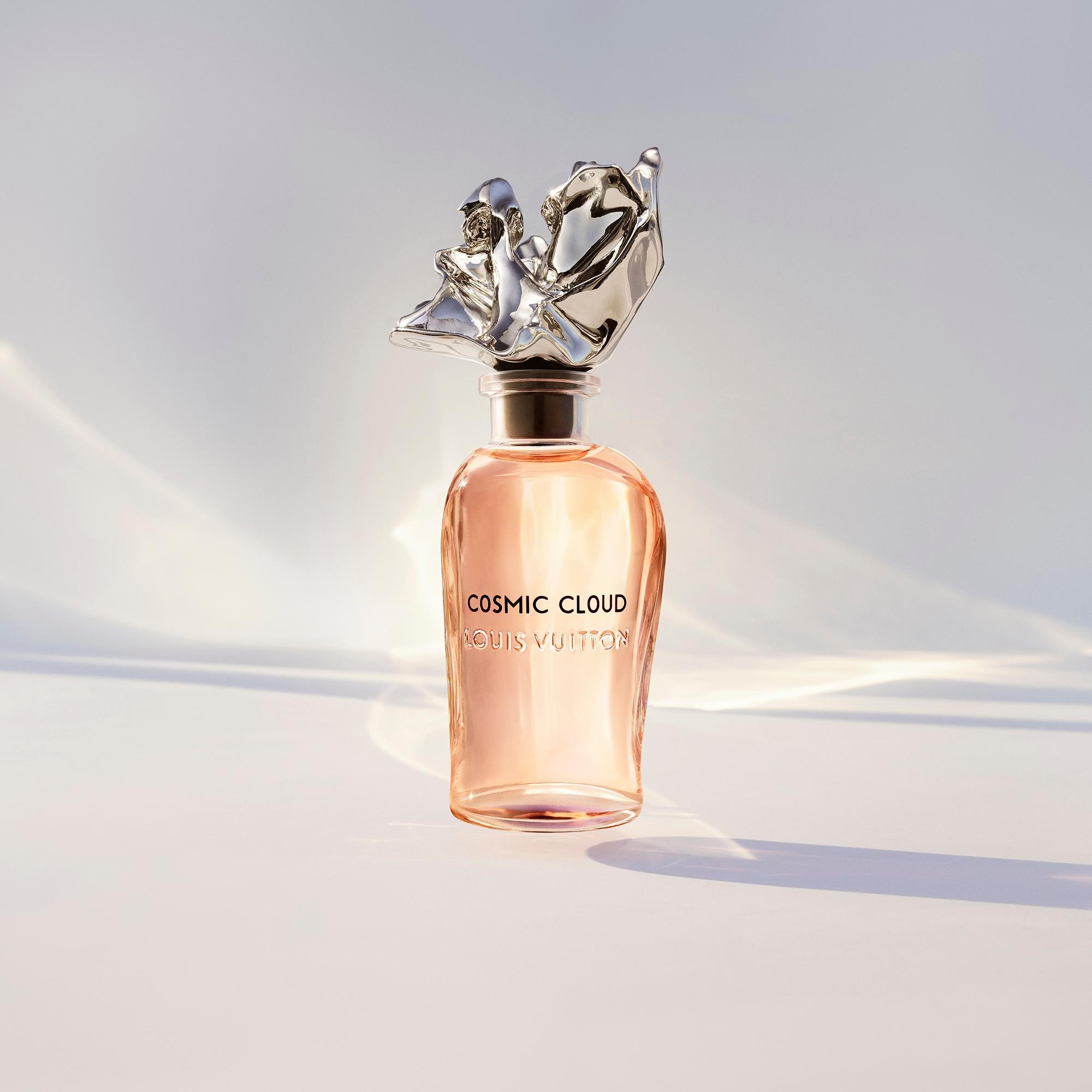Cosmic Cloud  in 香水及彩妝系列