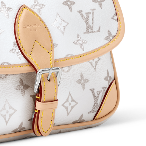 Diane 其他 Monogram 帆布 in 女士's 時尚包款 女生包包總覽 collections by Louis Vuitton (產品縮放)