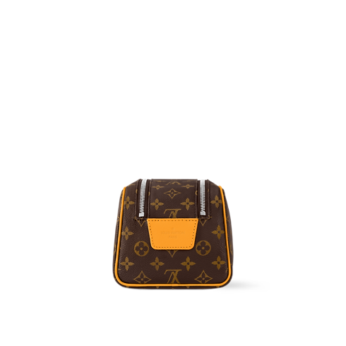 Dopp Kit G73 in 男士's 旅遊用品 旅遊配件 collections by Louis Vuitton (產品縮放)