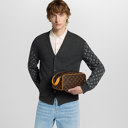 Dopp Kit G73 in 男士's 旅遊用品 旅遊配件 collections by Louis Vuitton (產品縮放)