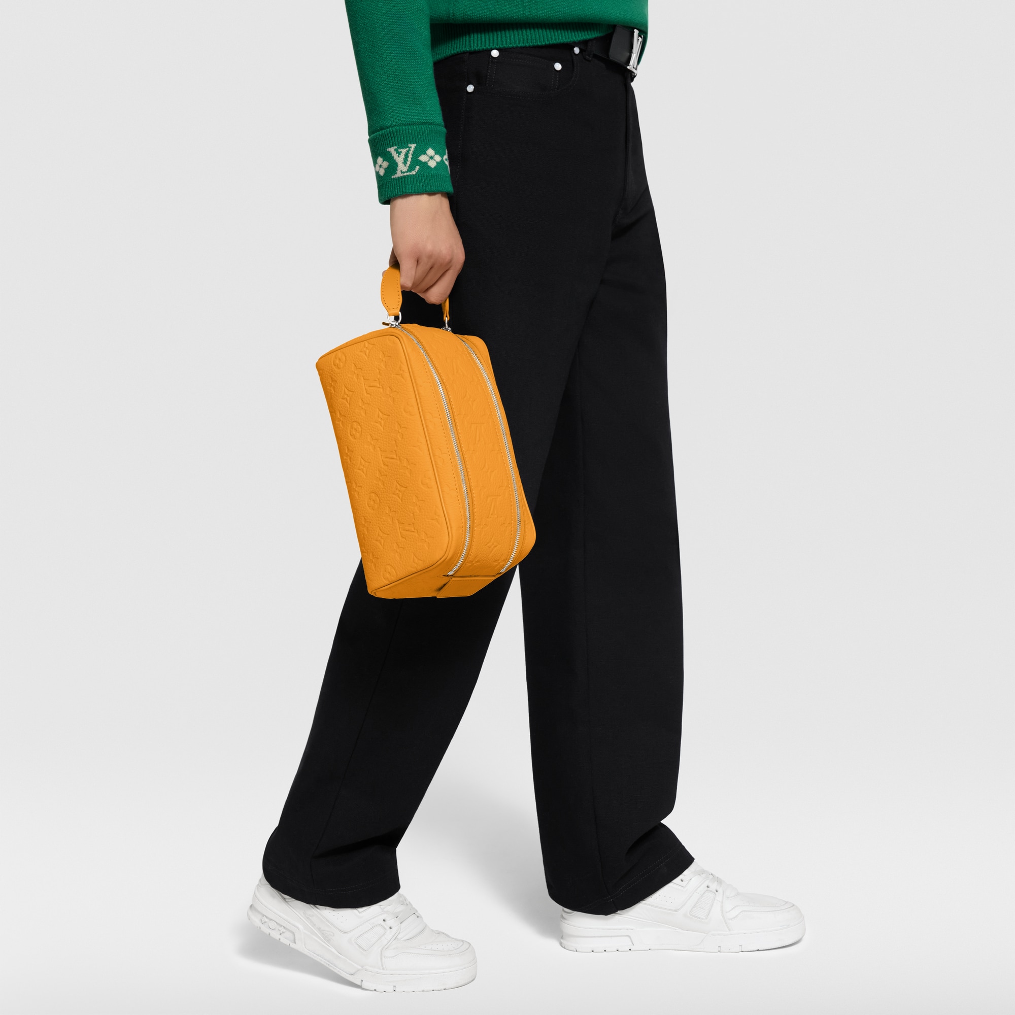 Dopp Kit Taurillon Monogram in 男士