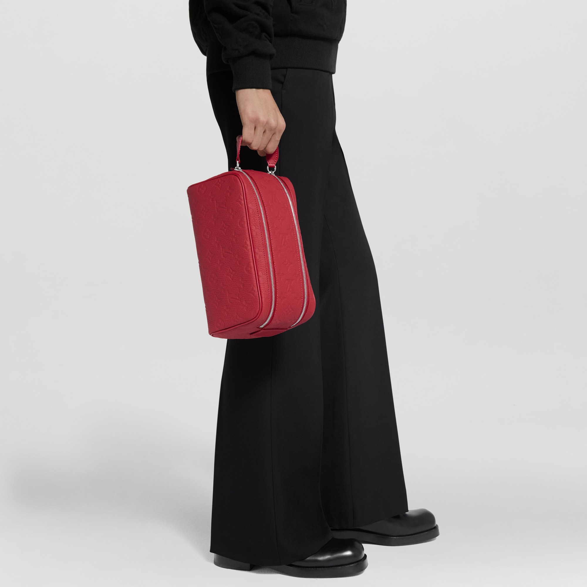 Dopp Kit Taurillon Monogram in 男士
