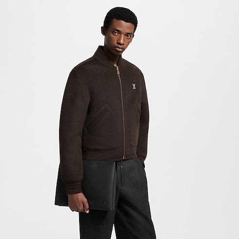 Duo Pouch LV Aerogram in 男士's 錢包及小型皮件 男裝錢包、皮夾及小型皮件總覽 collections by Louis Vuitton (產品縮放)