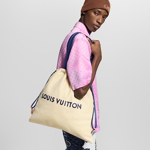 Dust Bag Tote 其他皮革 in 時尚包包及小型皮件's 男士時尚包包 全新系列 collections by Louis Vuitton (產品縮放)