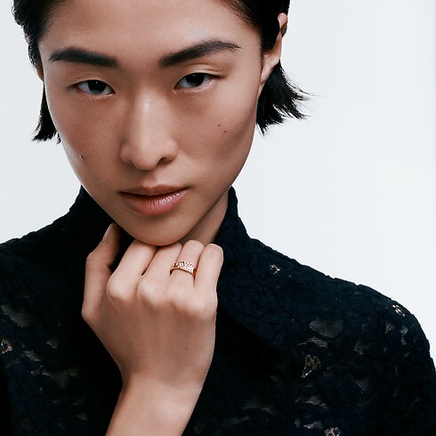 Empreinte 玫瑰K金配鑽石戒指 in 珠寶系列's 按類別瀏覽 戒指 collections by Louis Vuitton (產品縮放)