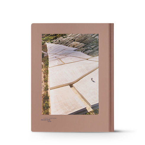 Fashion Eye Cretto di Burri in 行李箱、旅行用品及家居精品's 書庫及文具 旅遊攝影集 collections by Louis Vuitton (產品縮放)