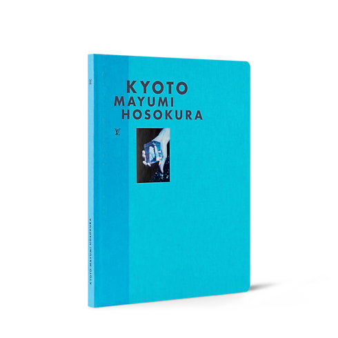 Fashion Eye Kyoto in 行李箱、旅行用品及家居精品's 書庫及文具 旅遊攝影集 collections by Louis Vuitton (產品縮放)