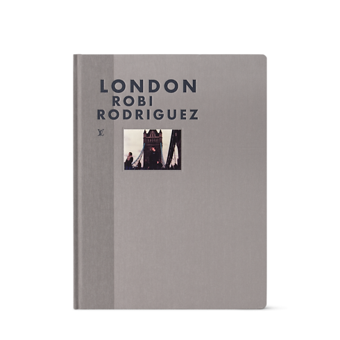 Fashion Eye London in 行李箱、旅行用品及家居精品's 書庫及文具 旅遊攝影集 collections by Louis Vuitton (產品縮放)