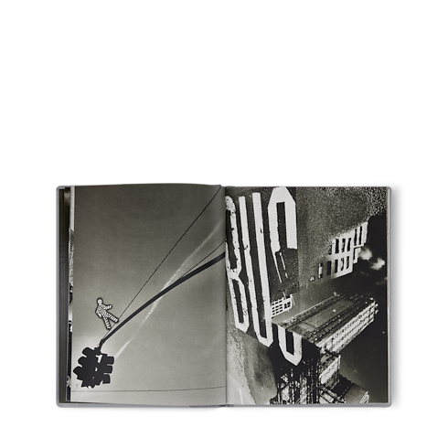 Fashion Eye New York in 行李箱、旅行用品及家居精品's 書庫及文具 旅遊攝影集 collections by Louis Vuitton (產品縮放)