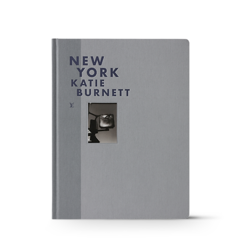 Fashion Eye New York in 行李箱、旅行用品及家居精品's 書庫及文具 旅遊攝影集 collections by Louis Vuitton (產品縮放)