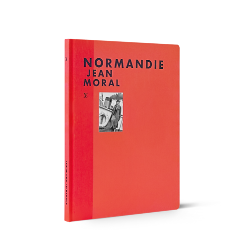 Fashion Eye Normandie in 行李箱、旅行用品及家居精品's 書庫及文具 旅遊攝影集 collections by Louis Vuitton (產品縮放)