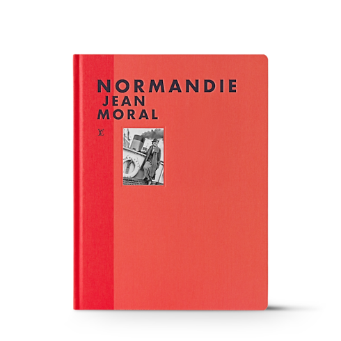 Fashion Eye Normandie in 行李箱、旅行用品及家居精品's 書庫及文具 旅遊攝影集 collections by Louis Vuitton (產品縮放)