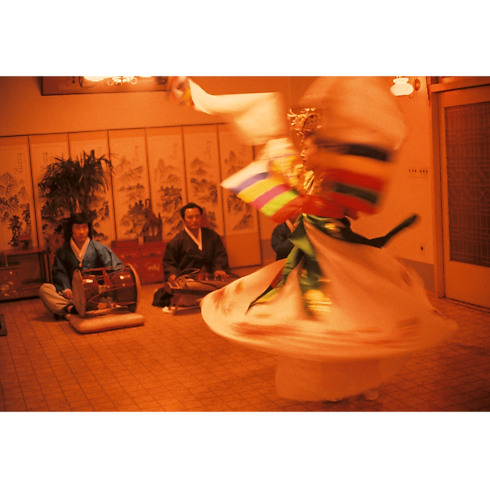 Fashion Eye Silk Road in 行李箱、旅行用品及家居精品's 書庫及文具 旅遊攝影集 collections by Louis Vuitton (產品縮放)