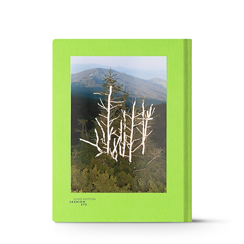 Fashion Eye Ukraine in 行李箱、旅行用品及家居精品's 書庫及文具 旅遊攝影集 collections by Louis Vuitton (產品縮放)