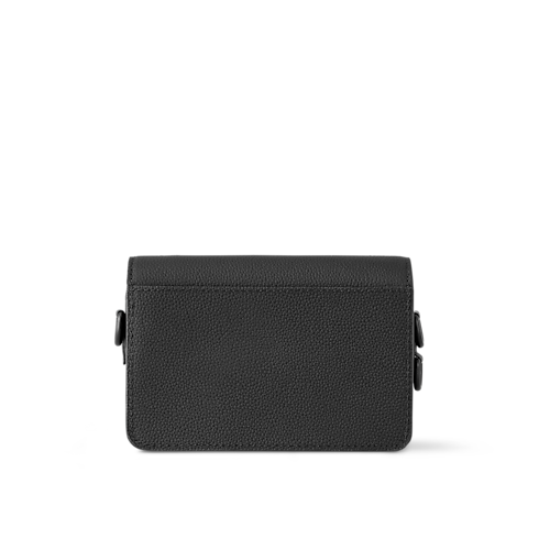 翻蓋隨身錢包 LV Aerogram in 男士's 皮件系列 All Collections collections by Louis Vuitton (產品縮放)