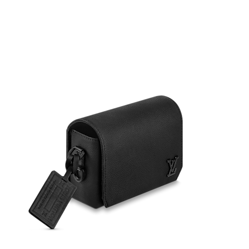 翻蓋隨身錢包 LV Aerogram in 男士's 皮件系列 All Collections collections by Louis Vuitton (產品縮放)