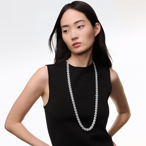 Galaxie 長項鍊 - 配白K金及鑽石 in Les Extraordinaires's 珠寶系列 項鏈吊墜 collections by Louis Vuitton (產品縮放)