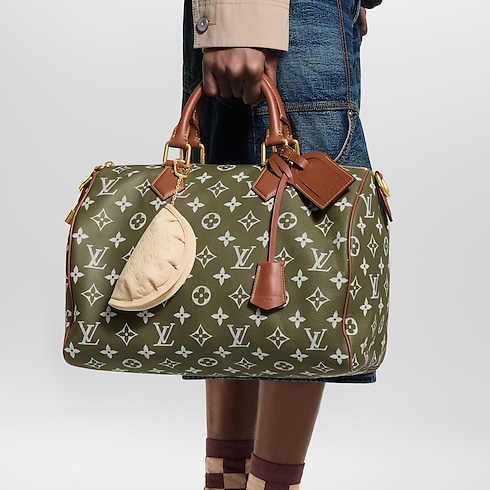 Gyoza Key Pouch autres_cuirs_monogram in 男士's 錢包及小型皮件 男裝錢包、皮夾及小型皮件總覽 collections by Louis Vuitton (產品縮放)