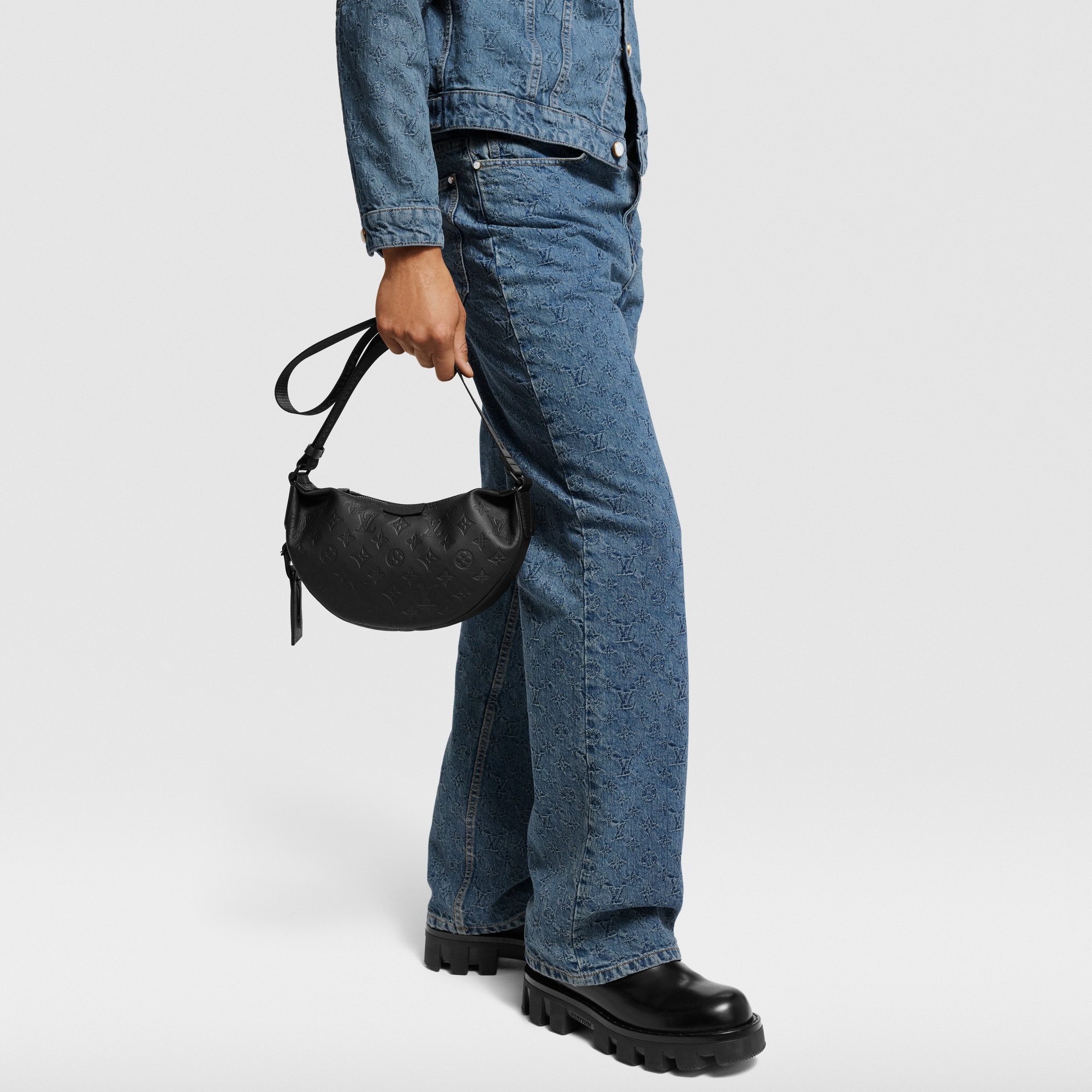 Hamac Bag PM Monogram Shadow in 時尚包包及小型皮件