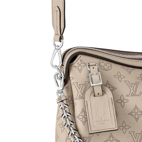 Hand It All PM Mahina 皮革 in 女士's 時尚包款 所有系列 collections by Louis Vuitton (產品縮放)