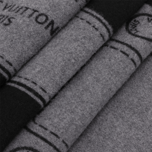 Handle 圍巾 . in 男士's 飾品配件 男士圍巾 collections by Louis Vuitton (產品縮放)